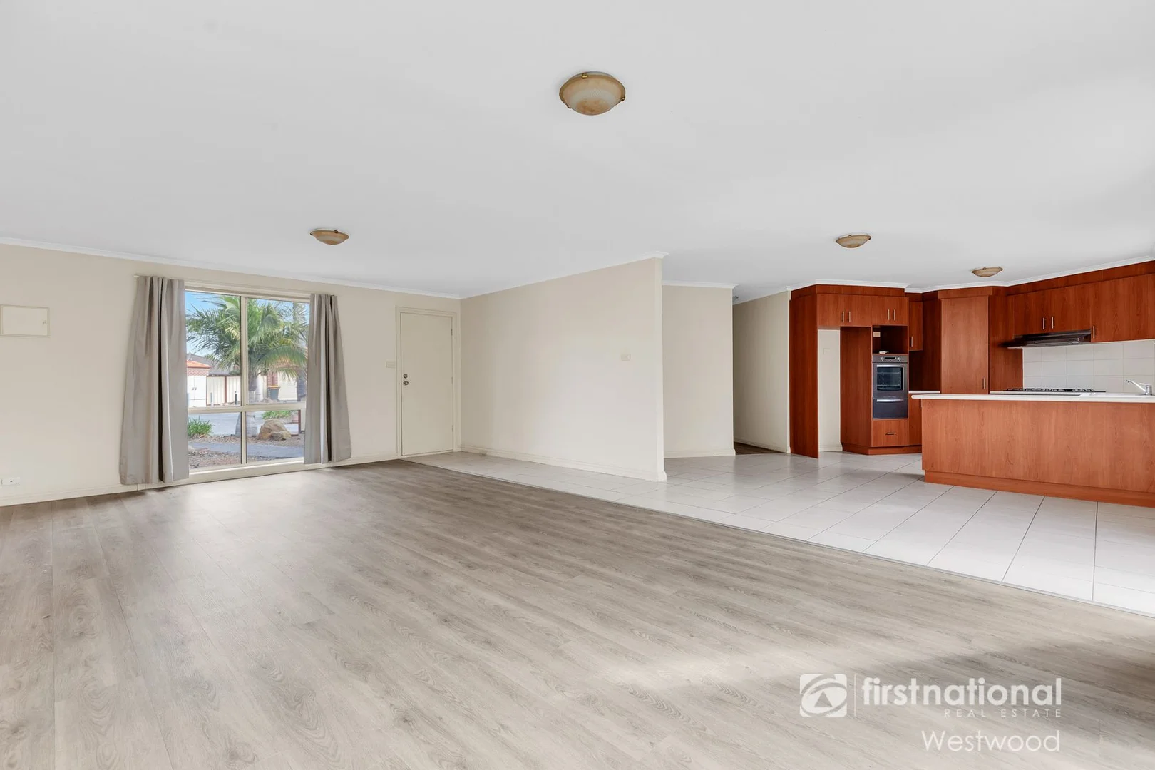 Additional image 3 of 6/6-10 Latham Street, Werribee VIC 3030