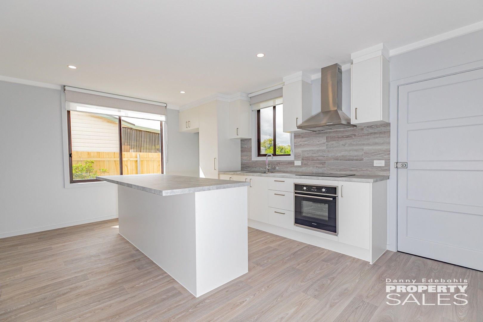 3 bedrooms House in 5 Ellinbank Street NEWBOROUGH VIC, 3825