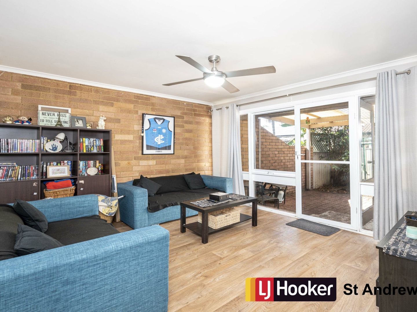 198 The Parkway, Bradbury NSW 2560, Image 1