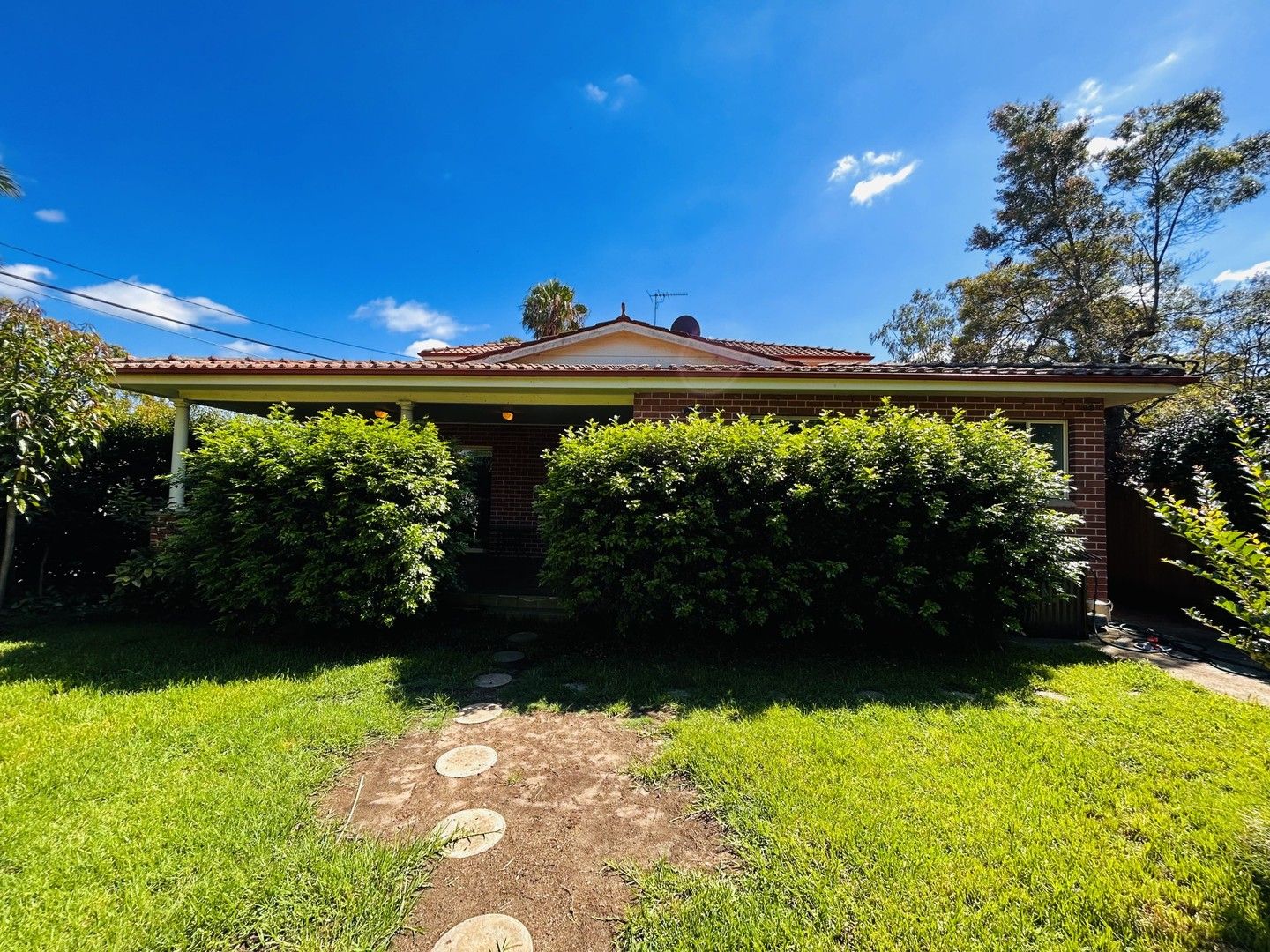 2 bedrooms Apartment / Unit / Flat in 22A Henderson Street DENISTONE EAST NSW, 2112