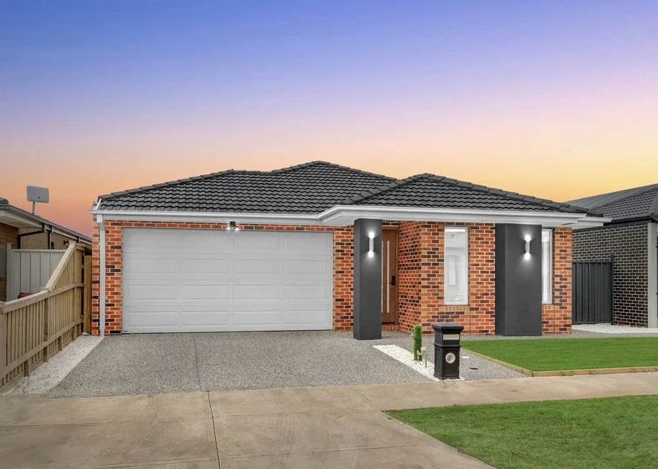 14 Harwich Street, Rockbank VIC 3335