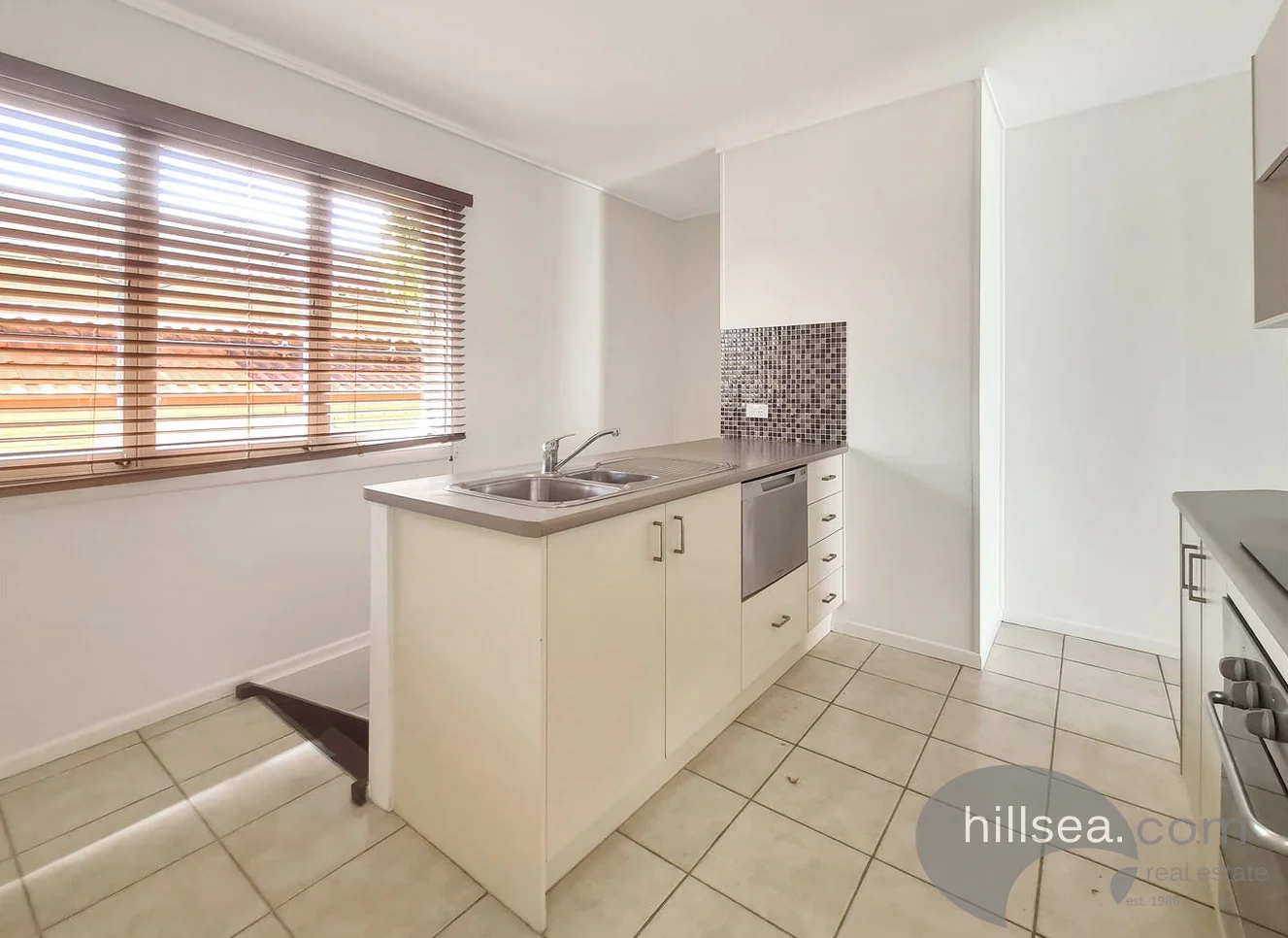 Additional image 2 of 4/18 Oleander Avenue, Biggera Waters QLD 4216