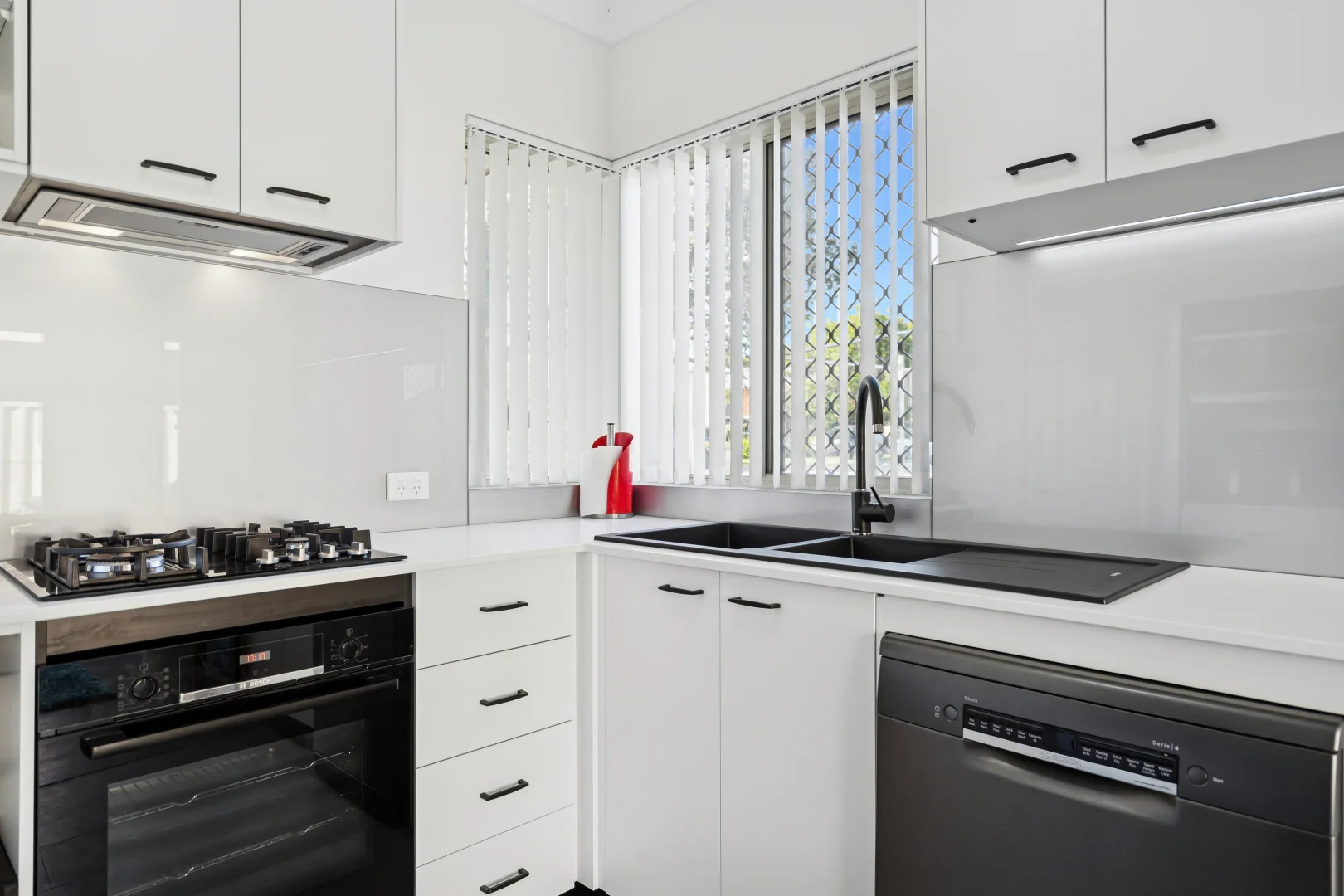 Additional image 11 of 1/12-14 Alexandra Place, Bentley WA 6102