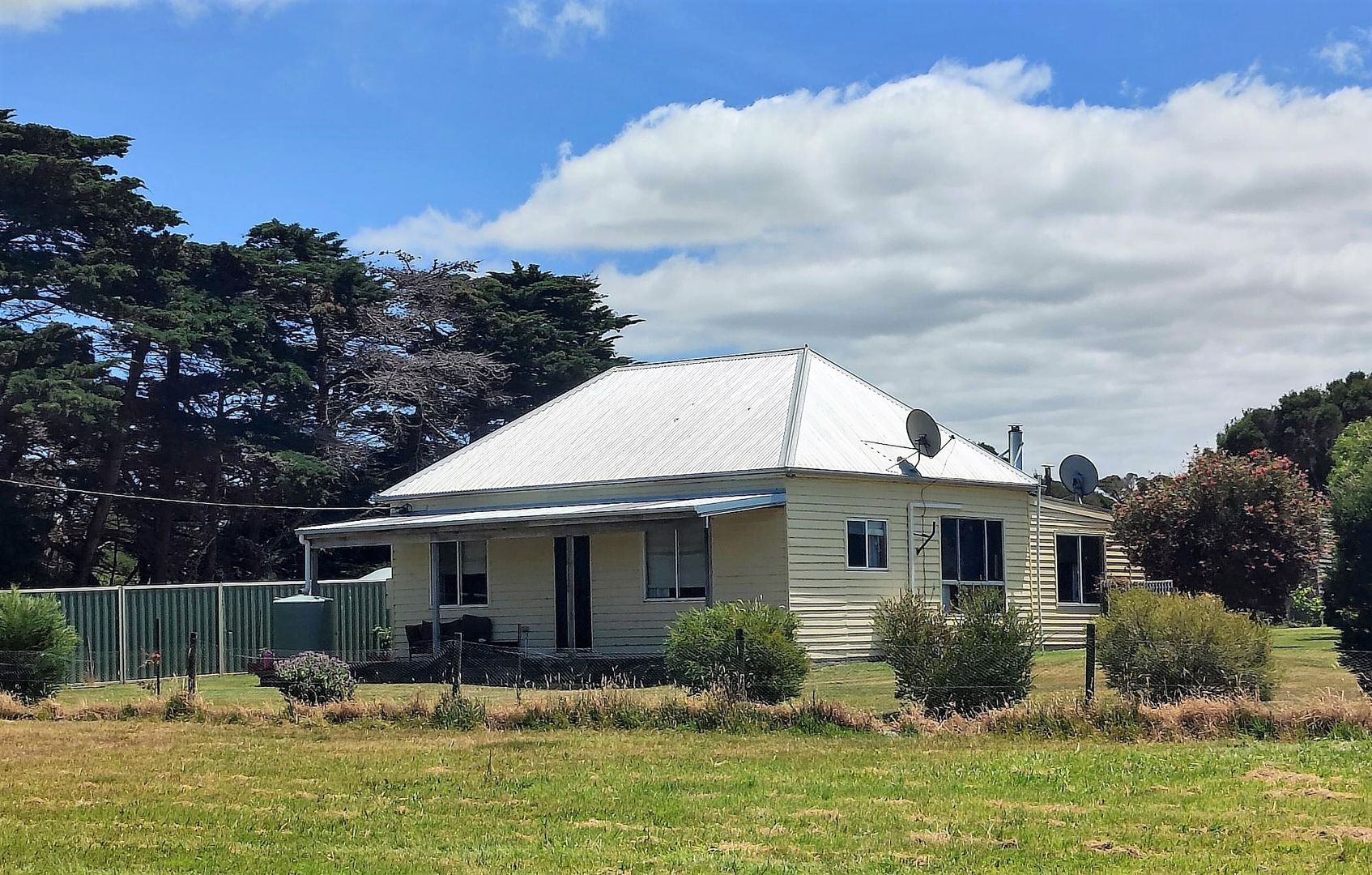 883 Coast Road, Lady Barron TAS 7255, Image 2