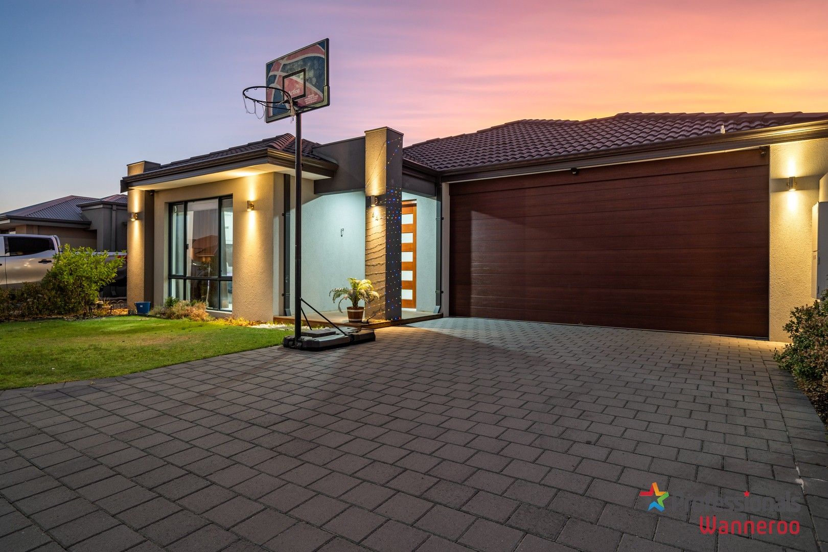 3 bedrooms House in 64 Castlereagh Way BRABHAM WA, 6055