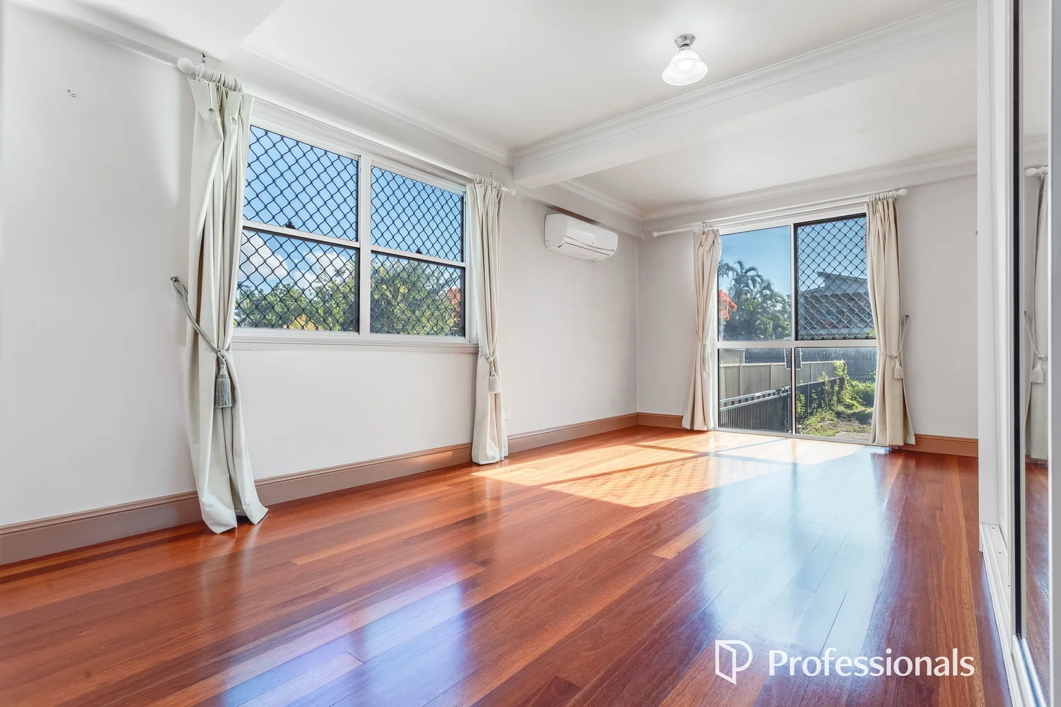 Additional image 10 of 176 Flinders Parade, Sandgate QLD 4017