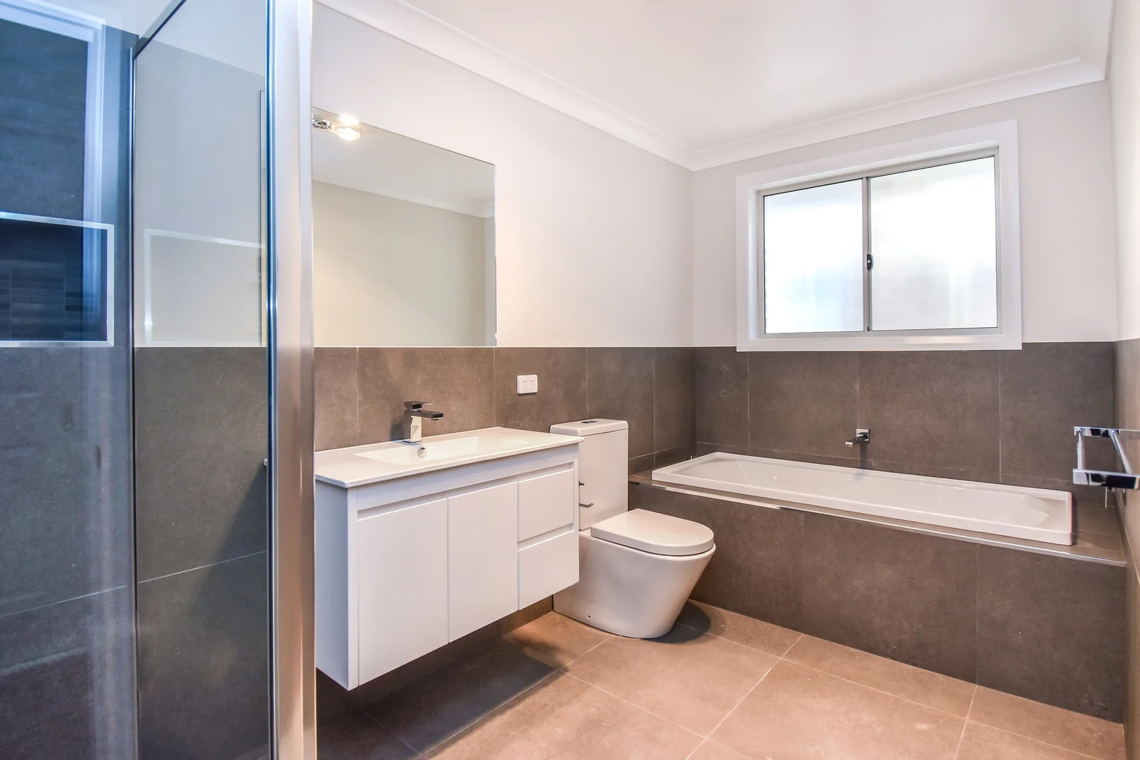 Additional image 12 of 6A Emmaville Street, Orange NSW 2800