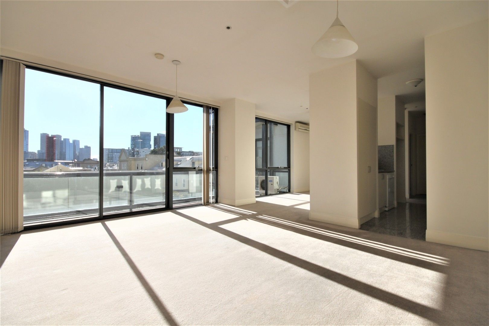 204/221 Sturt Street, Southbank VIC 3006 Apartment For Rent 550