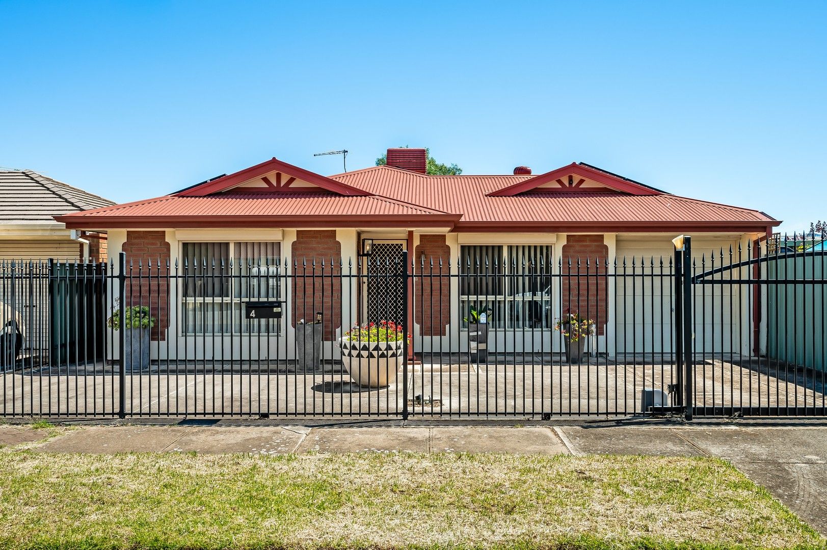 4 Wyle Street, Salisbury North SA 5108, Image 0