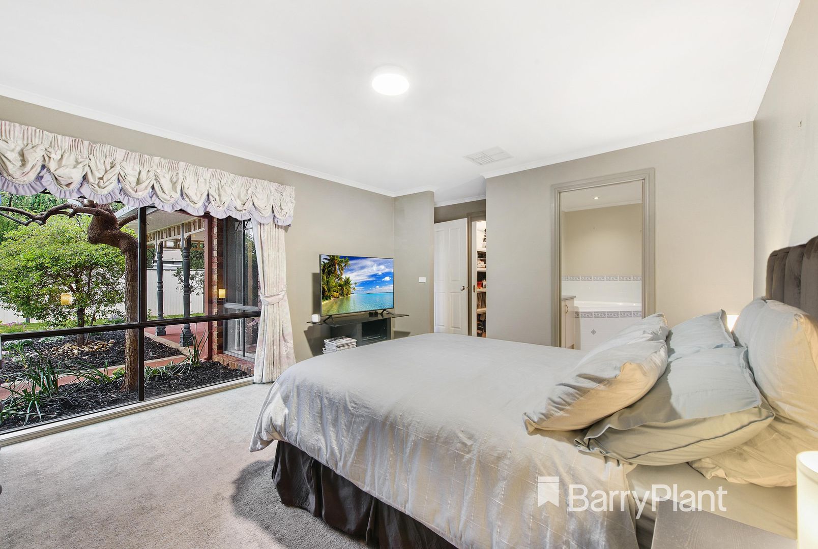 18 Golden Ash Grove, Hoppers Crossing VIC 3029, Image 1