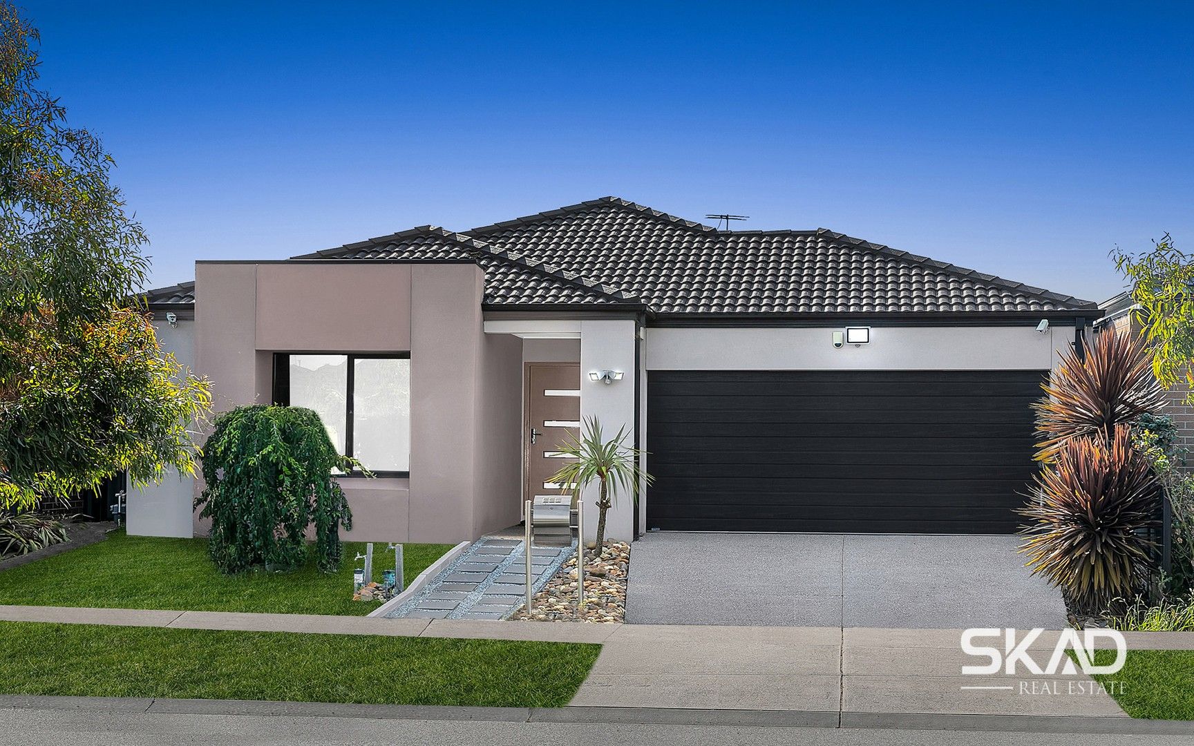 4 bedrooms House in 231 Newbury Boulevard CRAIGIEBURN VIC, 3064