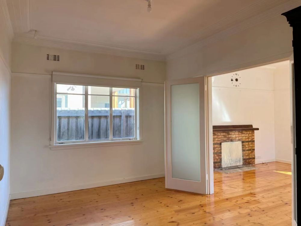 3 bedrooms House in 136 East Boundary Road BENTLEIGH EAST VIC, 3165