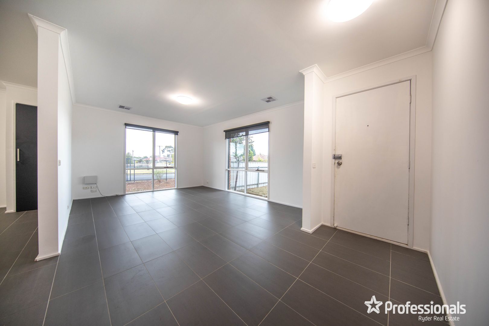 3 Perry Cl, Melton VIC 3337, Image 1