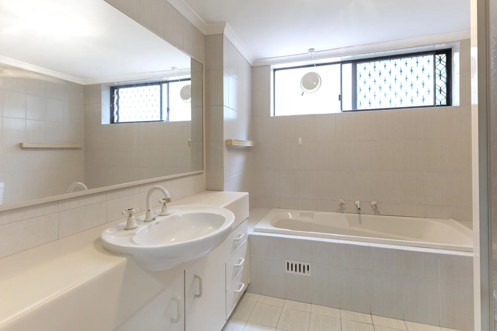 Additional image 4 of 3/74-78 Howard Avenue, Dee Why NSW 2099