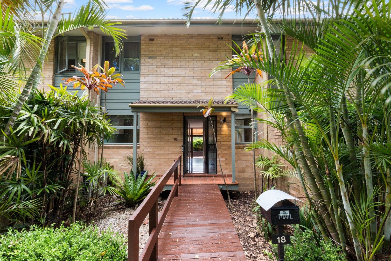 18 Selwyn Street, Wollstonecraft NSW 2065 Townhouse For Rent Domain