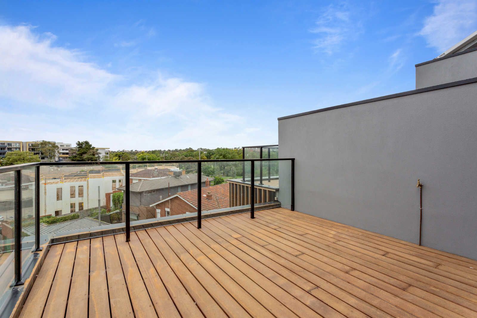 3 bedrooms Apartment / Unit / Flat in 12 Yates Lane PARKVILLE VIC, 3052