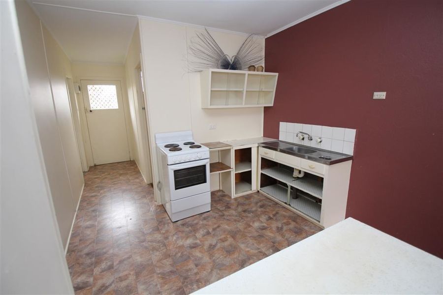 Tenterfield NSW 2372 2 beds apartment for Rent, 220.00 per week