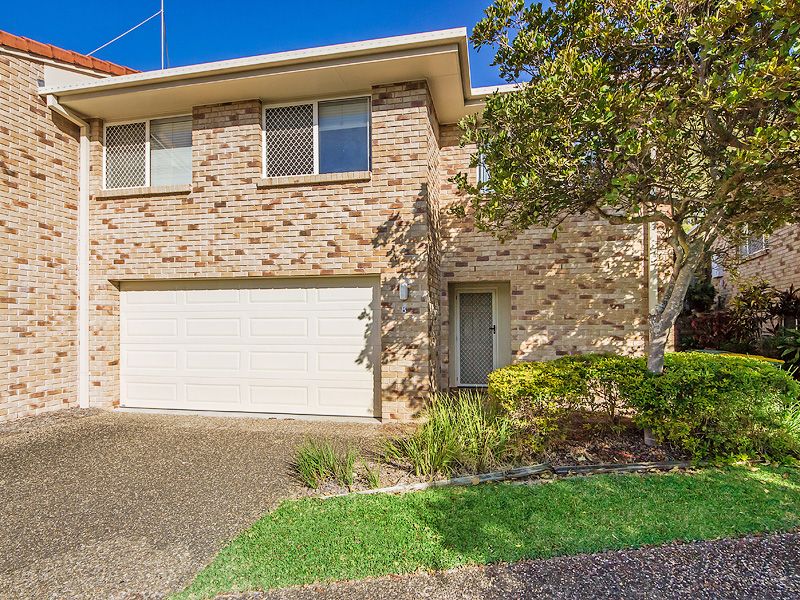 3 bedrooms Townhouse in 8/2-4 Penda Court MERRIMAC QLD, 4226