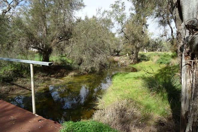 Picture of Lot 29 Jennacubbine Road East, GOOMALLING WA 6460