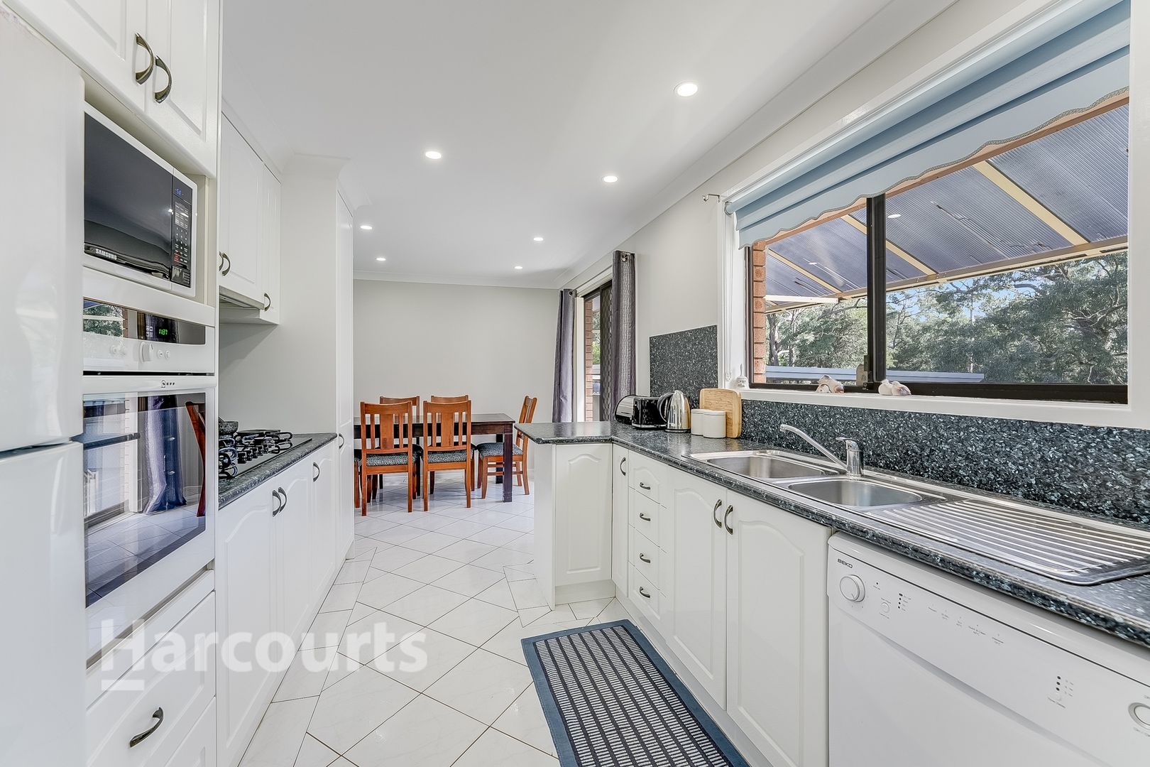 37 Cudgegong Road, Ruse NSW 2560, Image 2