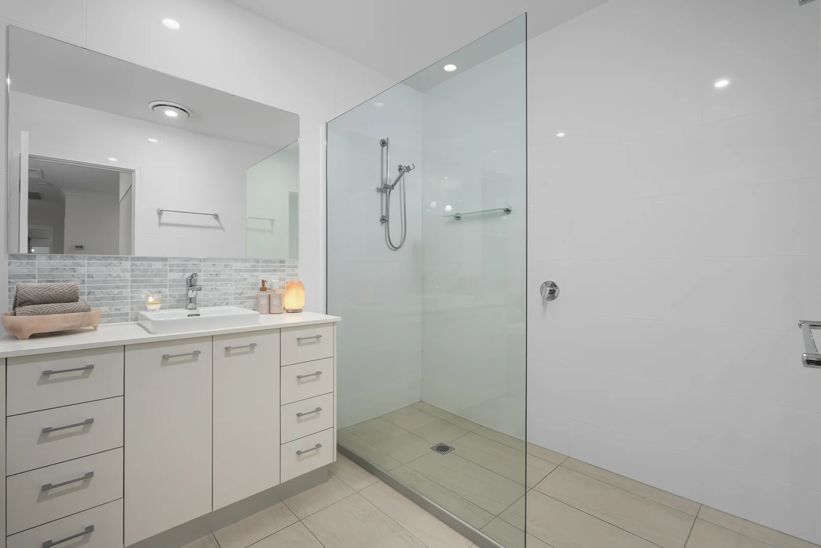 Additional image 6 of 601 Tide Avenue, Maroochydore QLD 4558