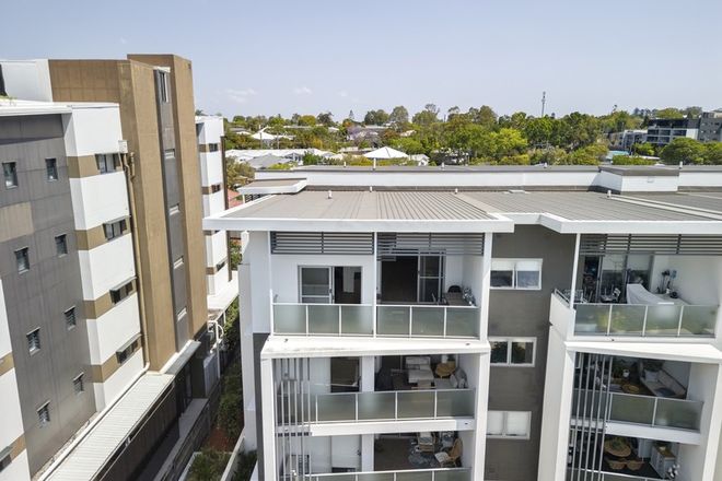30/17 Mayhew Street Sherwood 4075 - Image 3