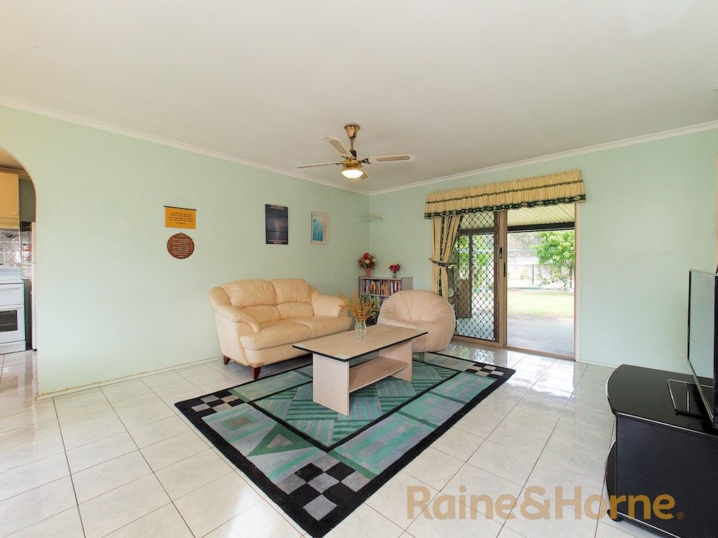 45 VELORUM DRIVE, Kingston QLD 4114, Image 2