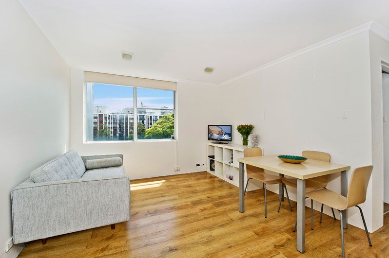 1 bedrooms Apartment / Unit / Flat in 6c/105 Cook Road CENTENNIAL PARK NSW, 2021