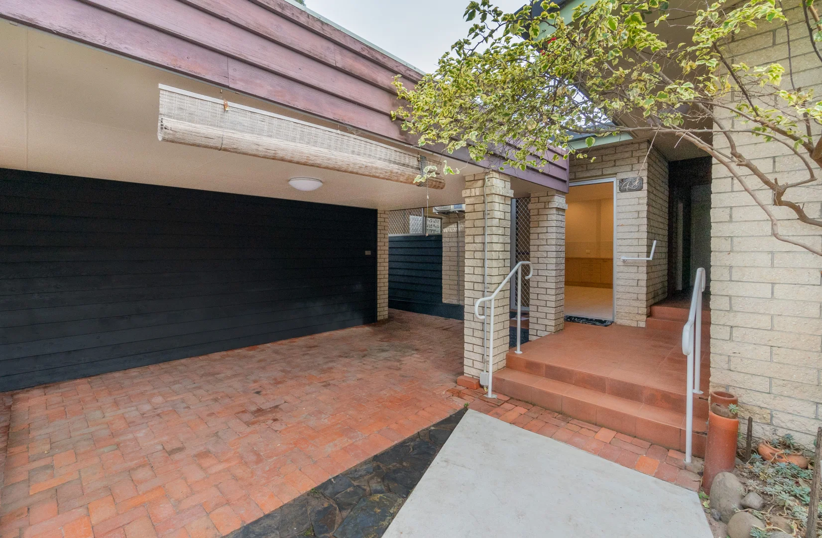 Additional image 2 of 48A Slatyer Avenue, Bundall QLD 4217