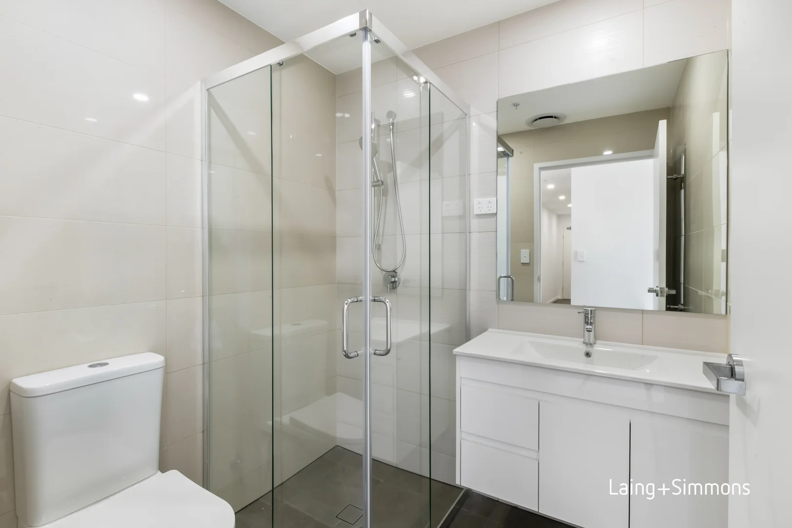 Additional image 6 of 606/127 Great Western Highway, Mays Hill NSW 2145