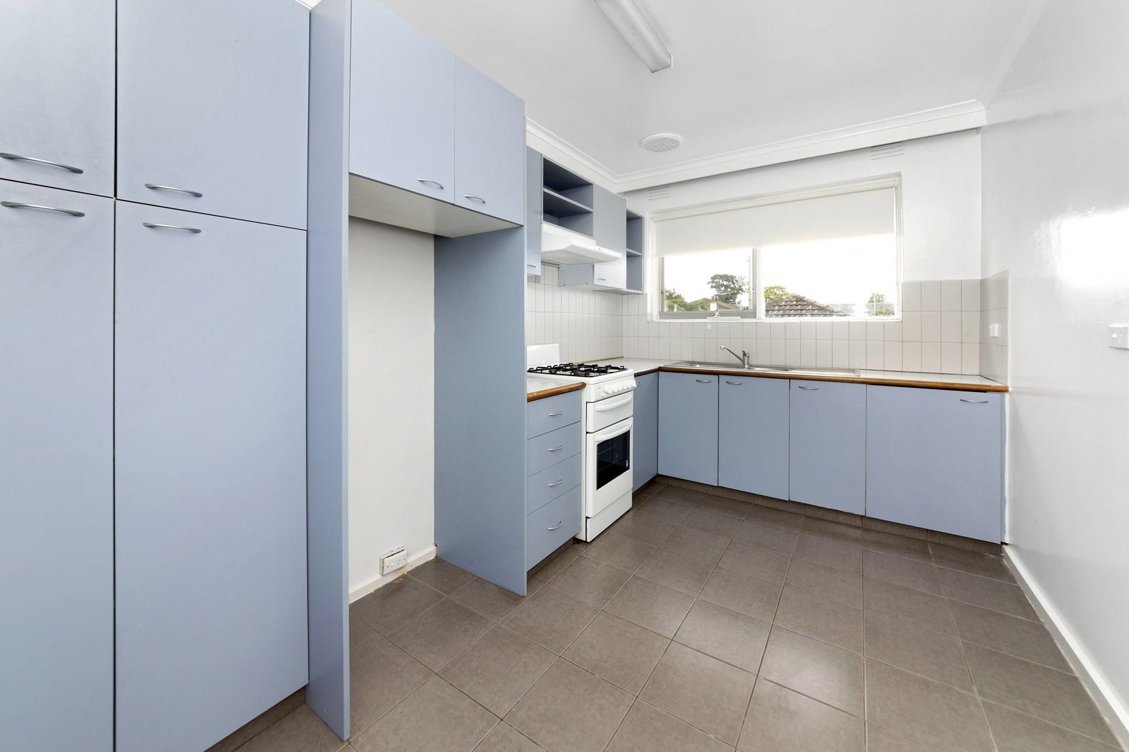 2 bedrooms Apartment / Unit / Flat in 8/20 Royal Avenue GLEN HUNTLY VIC, 3163