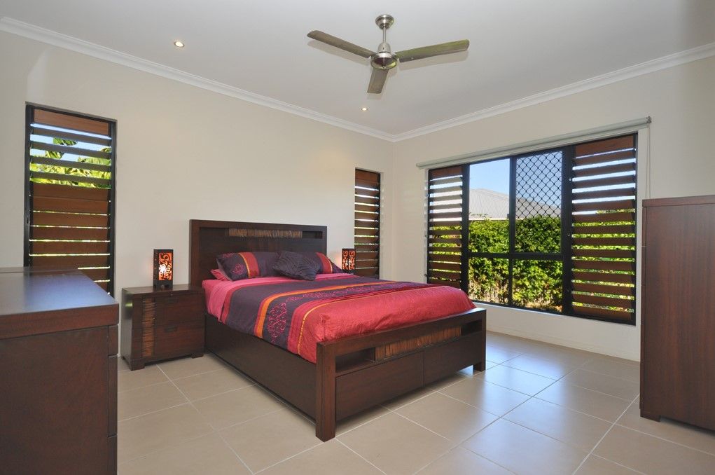 52 Woodwark Drive, Bushland Beach QLD 4818, Image 1