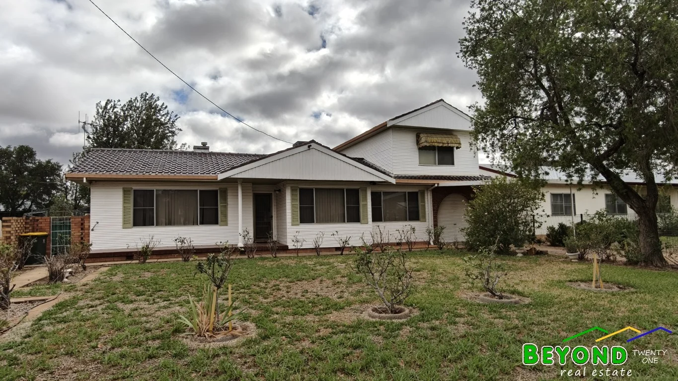 40 Bobs Street, Gilgandra NSW 2827