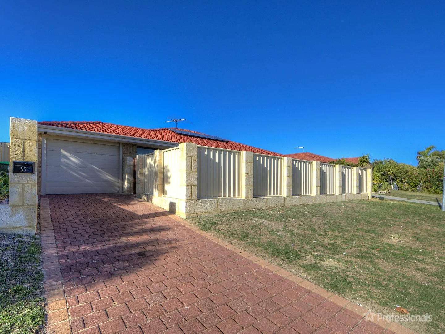 99 St Barnabas Blvd, Quinns Rocks WA 6030