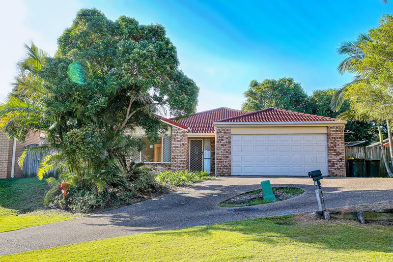 4 bedrooms House in 15 wivenhoe pl RUNCORN QLD, 4113