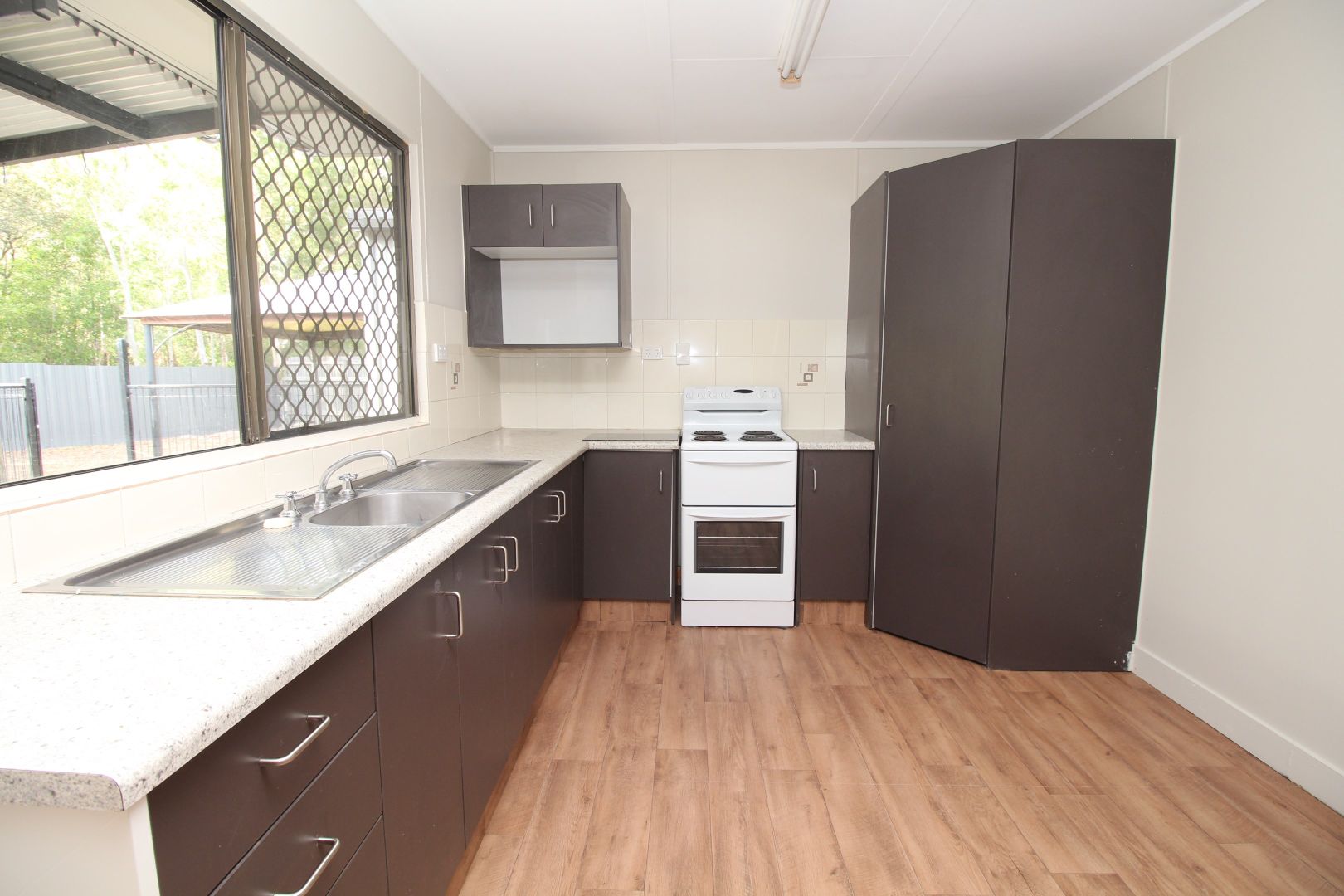 16 Laura Court, Deeragun QLD 4818, Image 1