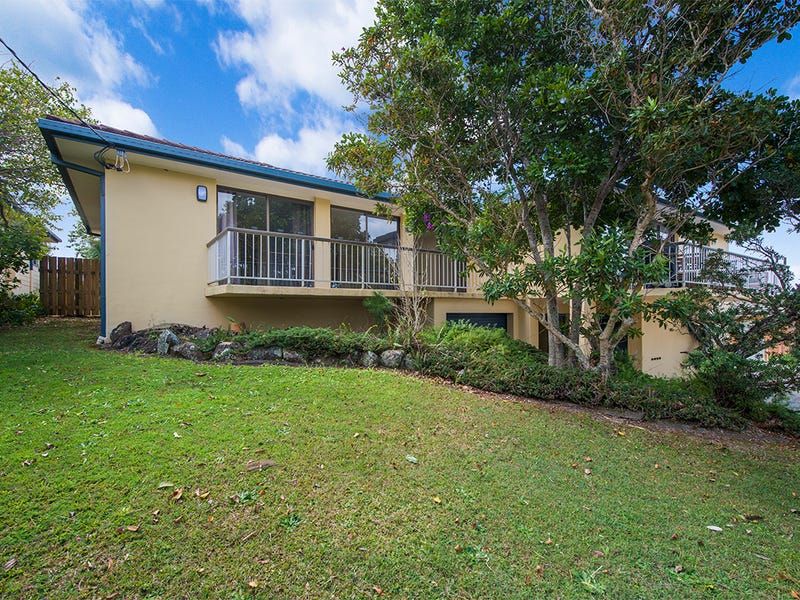 2 bedrooms Apartment / Unit / Flat in 1/14 Mackay Street BYRON BAY NSW, 2481