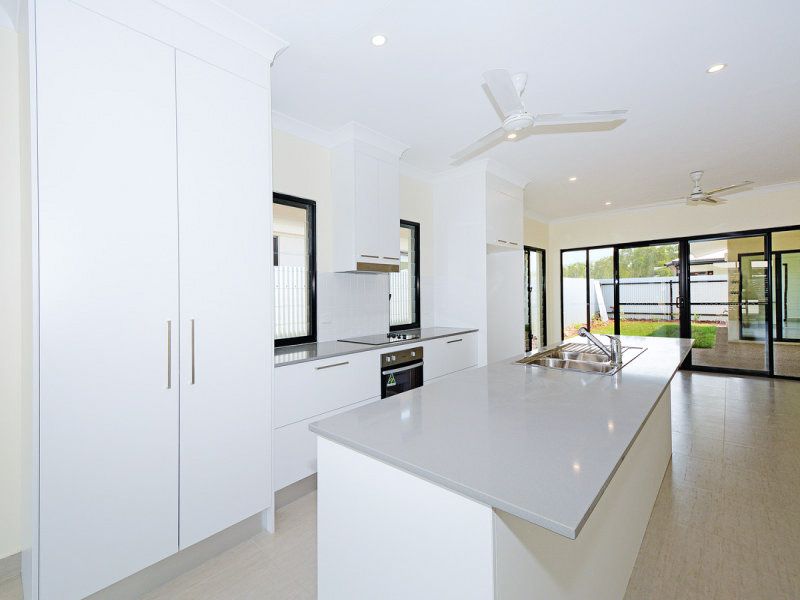 2/15 Constant Street, Coolalinga NT 0839, Image 2