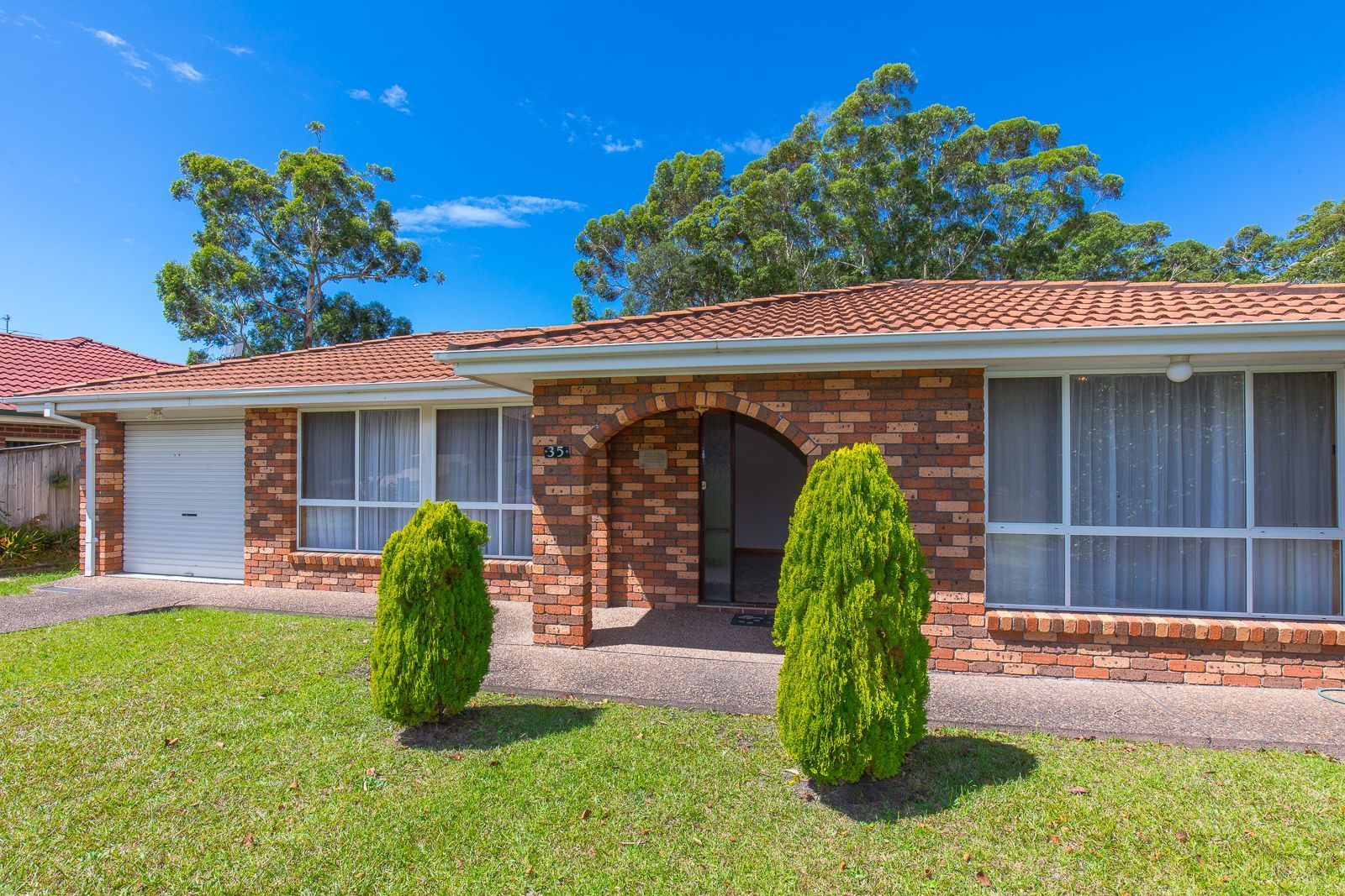 35 Oxley Crescent, Mollymook NSW 2539, Image 0