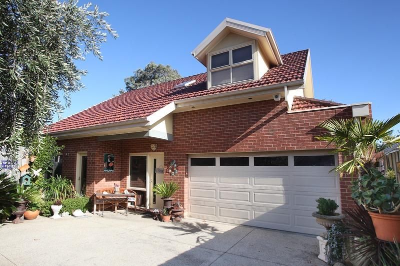 2/187 Thomas Street, Brighton East Property