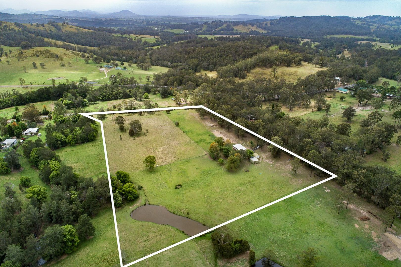 18 Red Gully Road, Burrell Creek NSW 2429, Image 1