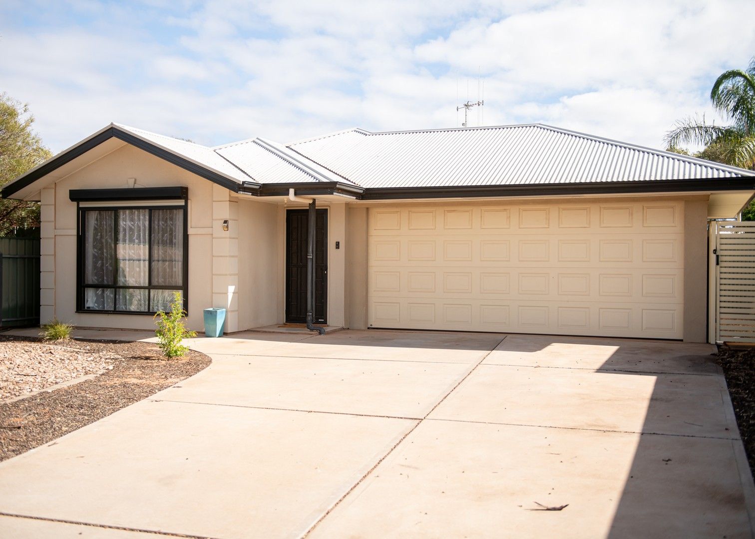 3 bedrooms House in 49 Robinson Street WHYALLA JENKINS SA, 5609