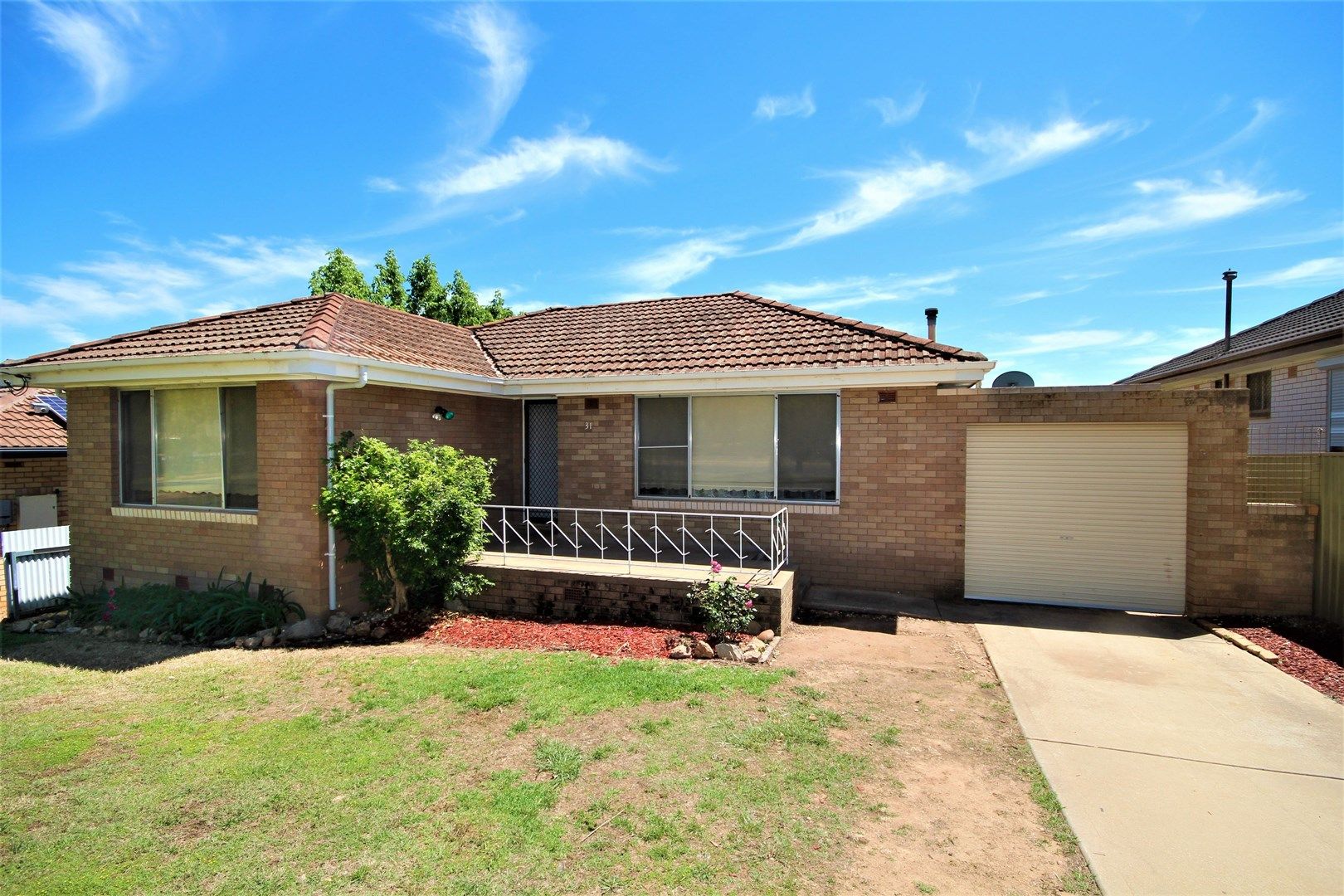 31 Leavenworth Drive, Mount Austin NSW 2650, Image 0