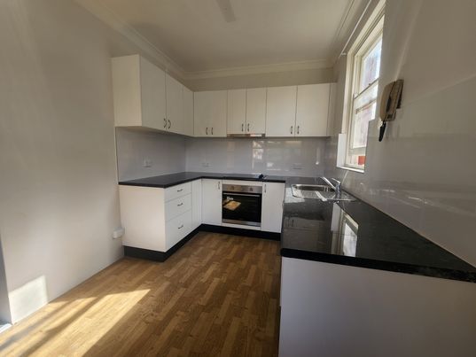 2 bedrooms Apartment / Unit / Flat in 4/32 Alt Street ASHFIELD NSW, 2131