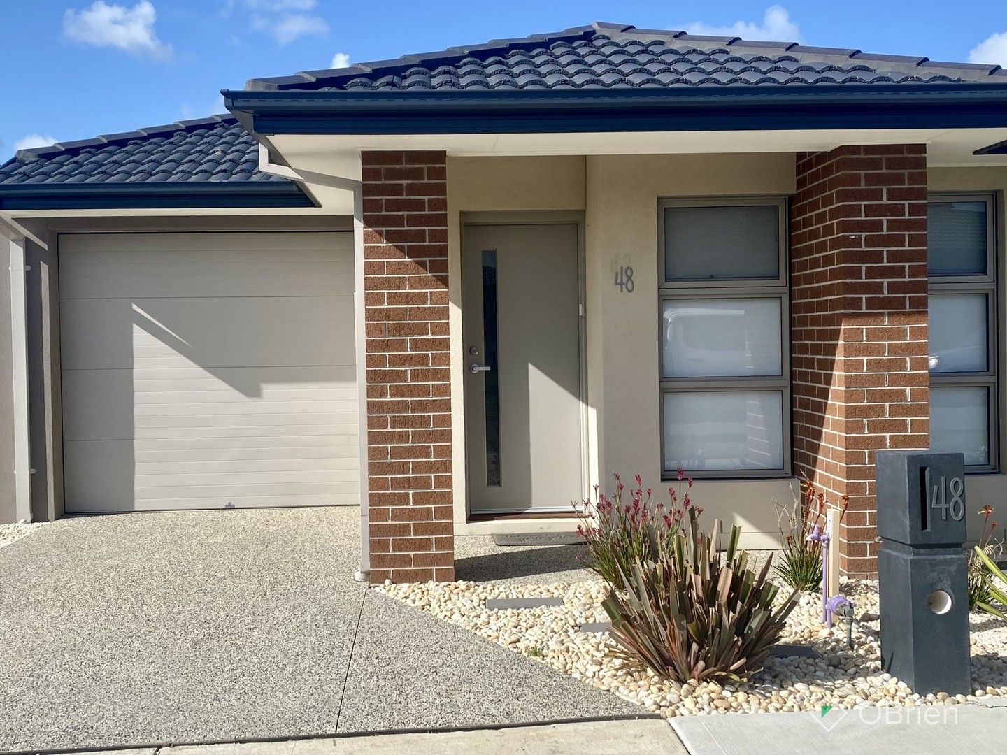 2 bedrooms House in 48 Adriatic Circuit CLYDE VIC, 3978