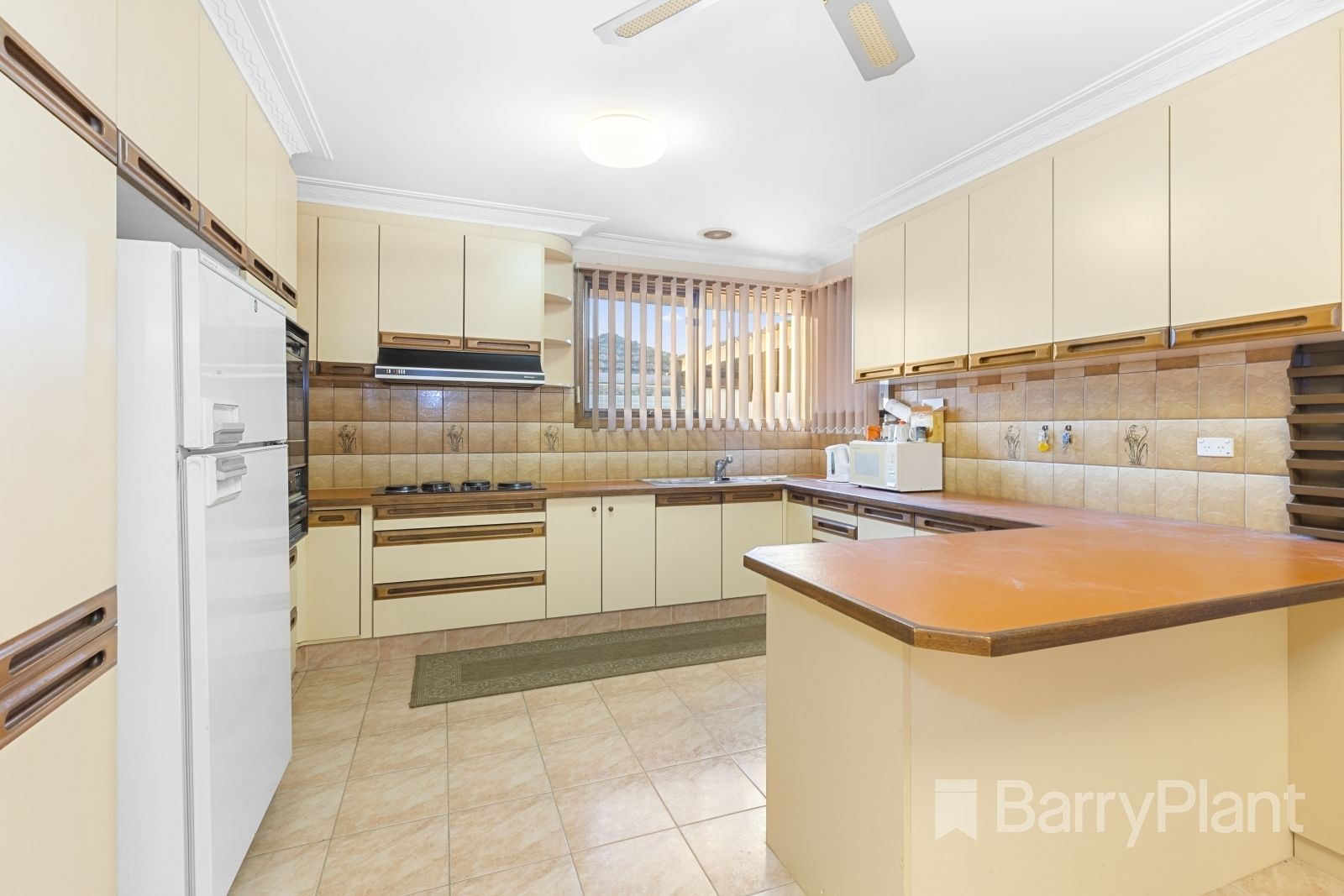 27 Gatcum Court, Noble Park VIC 3174, Image 2