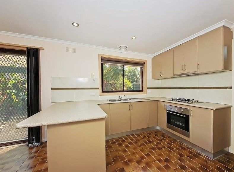 11 Baguley Crescent, Kings Park VIC 3021 House For Rent 430 Domain