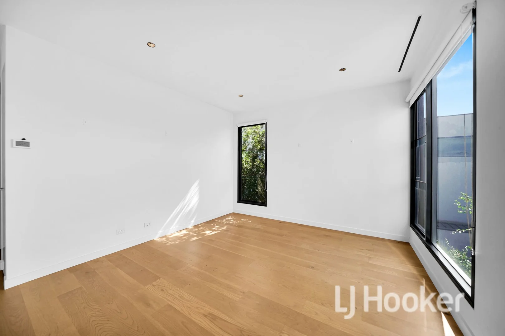 Additional image 28 of 4 Holly Lane, Kew VIC 3101