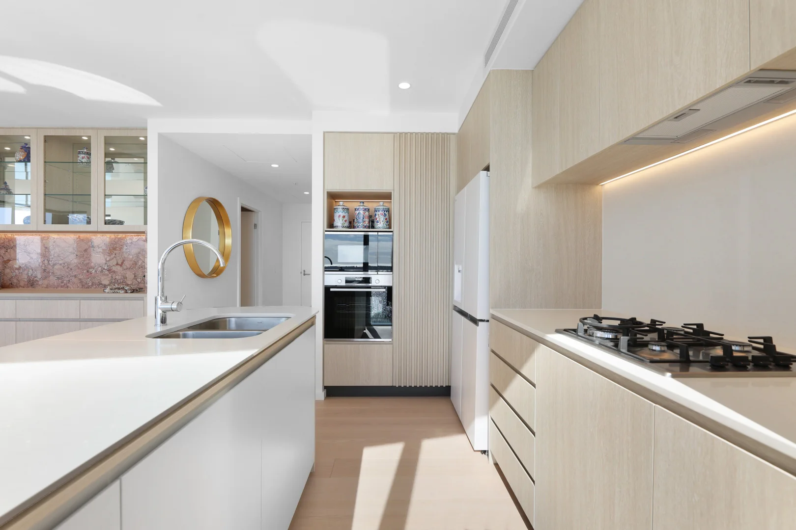 Additional image 8 of 1602/180 Marine Parade, Labrador QLD 4215