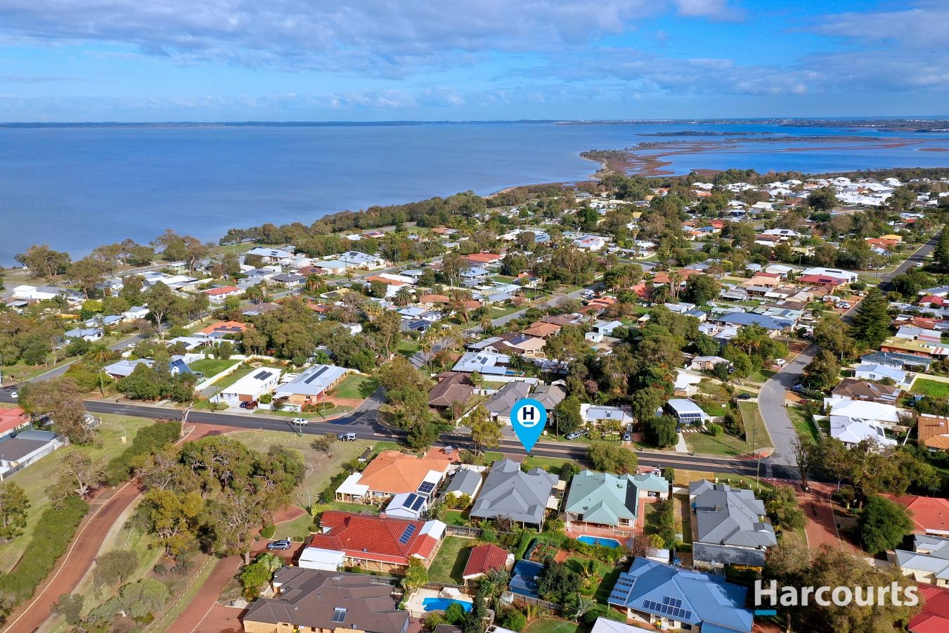 4 bedrooms House in 72 Beacham Street COODANUP WA, 6210